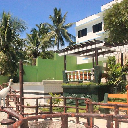 Agua Villa Cebu Esterno foto